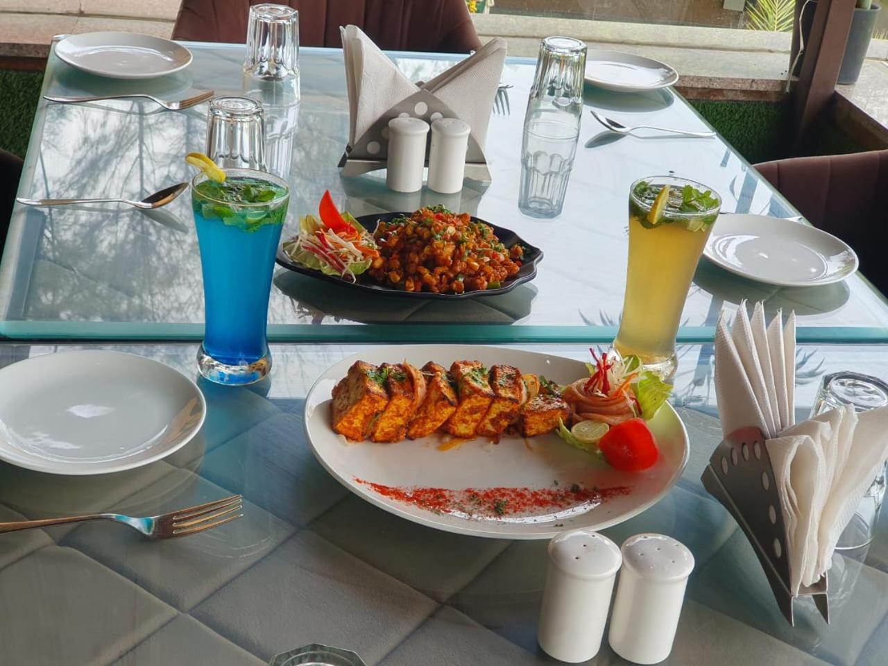 Akash Hotel Managed By Jk Hotels & Resorts Kathua Kültér fotó