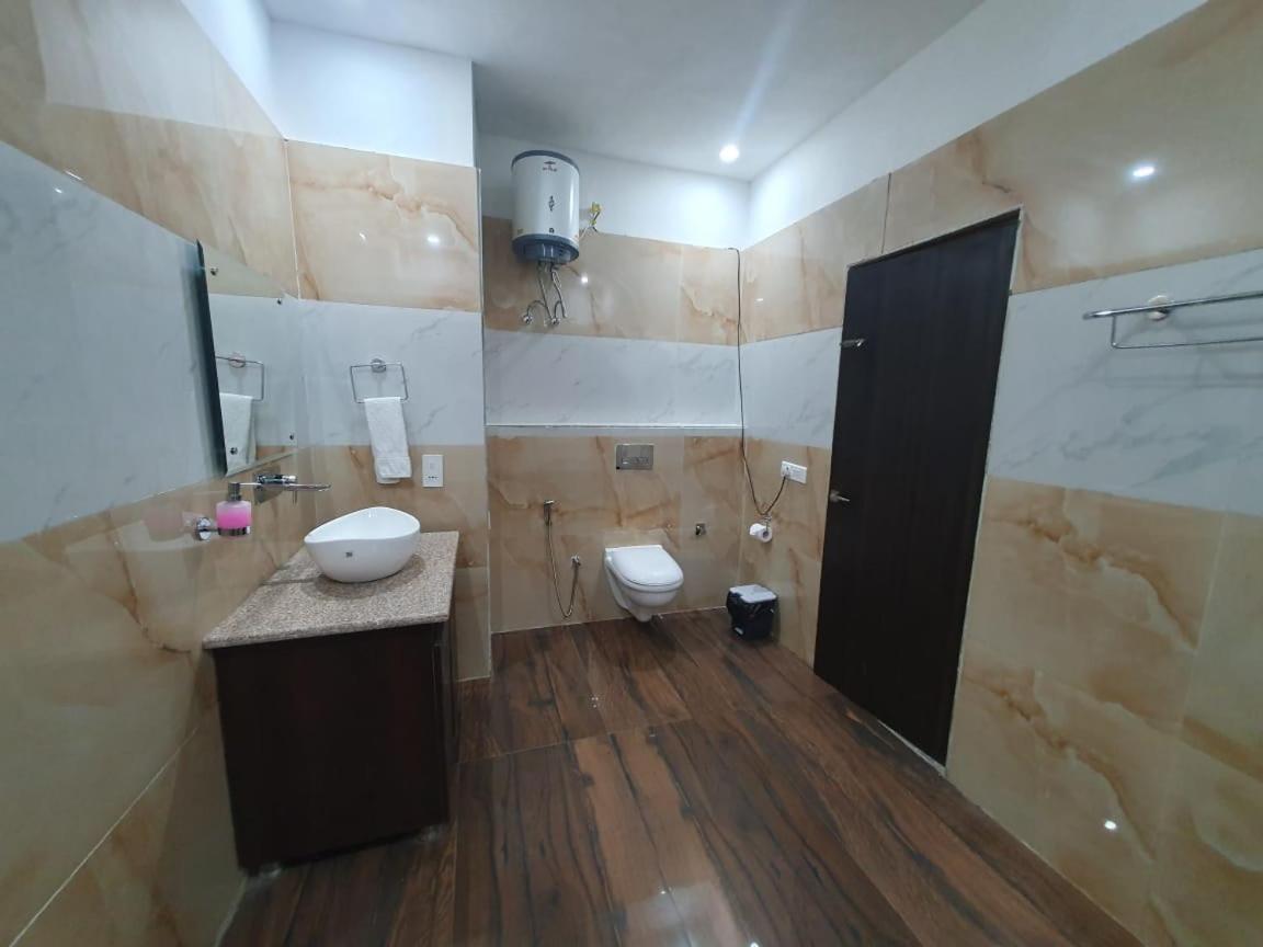 Akash Hotel Managed By Jk Hotels & Resorts Kathua Kültér fotó