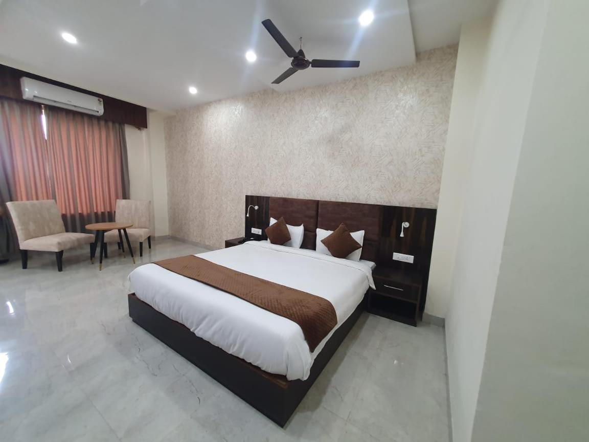 Akash Hotel Managed By Jk Hotels & Resorts Kathua Kültér fotó